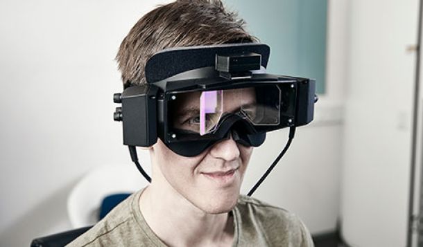 Man wearing VNG goggles